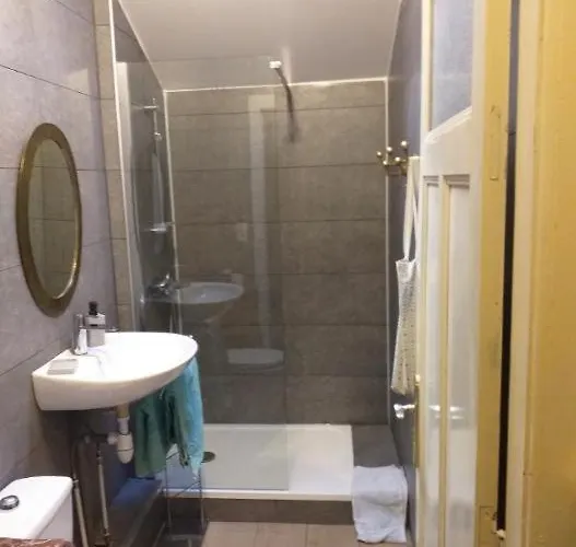 Le Jolis Bois Bed & Breakfast